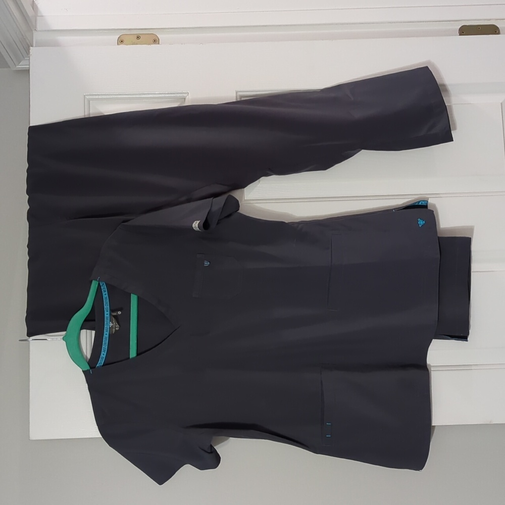 Med couture scrub set